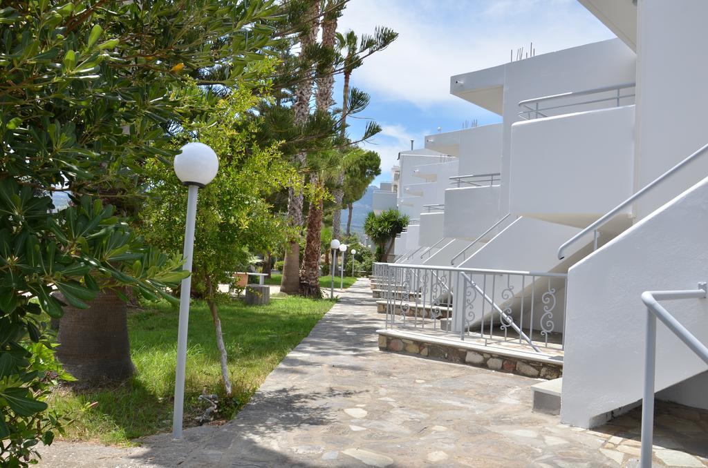 Blue Nest Hotel Tigaki 외부 사진